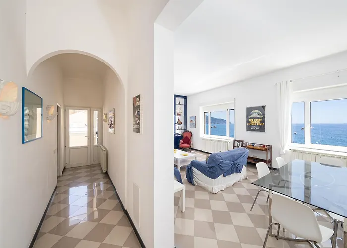 Ferrer View Of The Sea And The 5terre Appartement *