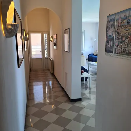 Ferrer Apartment