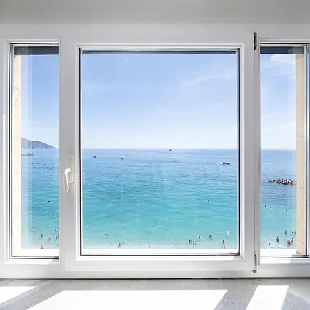 Ferrer View Of The Sea And The 5terre * Monterosso al Mare